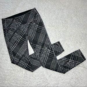 REVERSIBLE Black Athleta Leggings